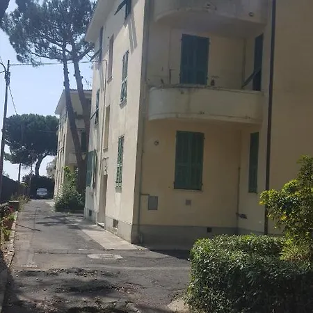 Casina Del Borgo Apartamento Sanremo